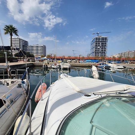 Отель Relax On The Sea Барселона Экстерьер фото